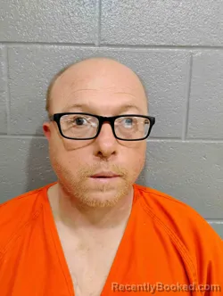 Mugshot of RONNIE SHELTON