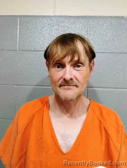 Mugshot of GLENNIS MOORE