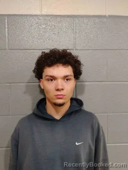 Mugshot of LUCAS HOWARD