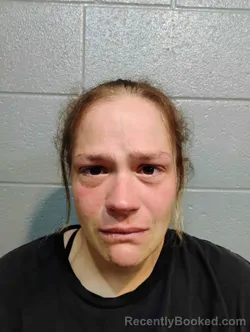 Mugshot of TARALYNNE RHINEHART booked in Barren County, Kentucky on June 8, 2026