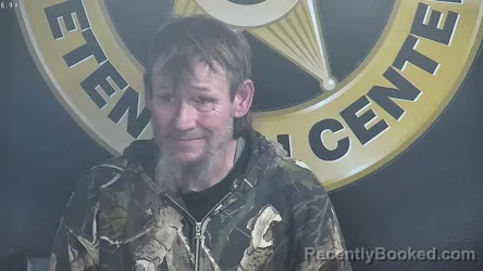 Mugshot of DAVID HALL