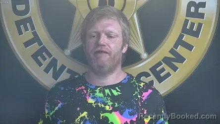 Mugshot of MARC TRAVIS HELTON