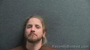 Mugshot of JUSTIN ALLEN MACKE