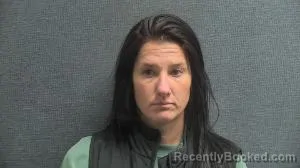 Mugshot of LINDSAY ELLEN BUTLER