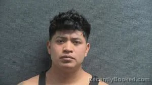 Mugshot of EDWIN MARROQUIN TOMAS