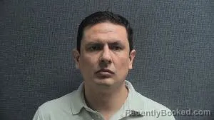 Mugshot of JULIAN LOZANO GUTIERREZ