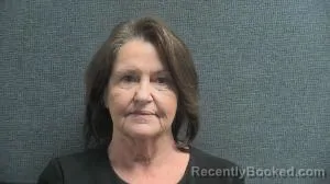 Mugshot of KELLY L WOODRUM