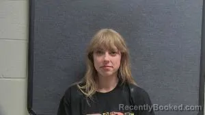 Mugshot of BRYANA LYNN HENDRY booked in Boone County, Kentucky on April 25, 2026