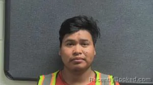 Mugshot of EDGAR FERNANDO GONZALEZ JUATEZ booked in Boone County, Kentucky on June 17, 2026