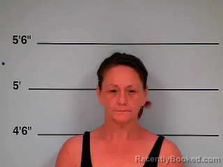 Mugshot of Meshelle Sweeney booked in Bourbon County, Kentucky on August 5, 2026
