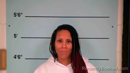 Mugshot of LETASHIA TAYLOR
