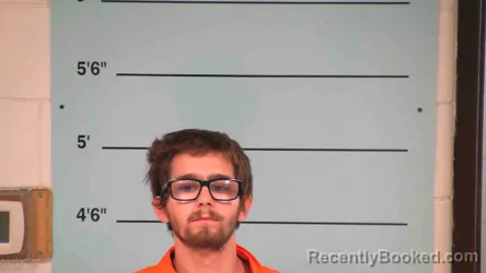 Mugshot of PERRY WAYLON booked in Bourbon County, Kentucky on April 20, 2026
