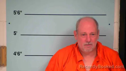 Mugshot of TRACY REYNOLDS