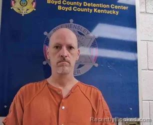 Mugshot of CHRISTOPHER THOMPSON