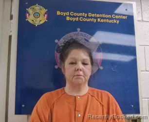 Mugshot of ANGELA LOCK