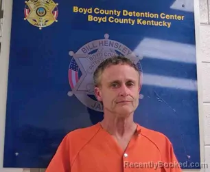 Mugshot of ROBERT TAYLOR