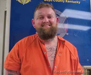 Mugshot of STEVEN WEAVER