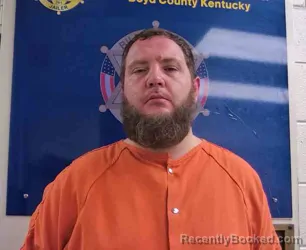 Mugshot of THOMAS WHITT