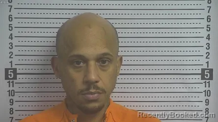 Mugshot of ERIC IGNATIOUS GARCIA NIEVES