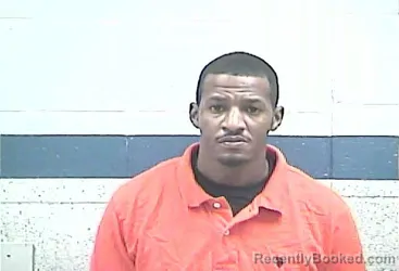 Mugshot of JUSTIN DESHAWN EDWARDS booked in Breckinridge County, Kentucky on June 5, 2026