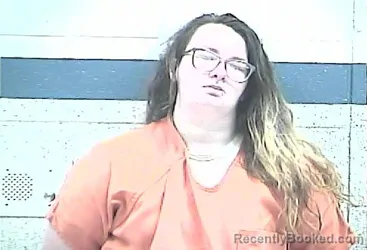 Mugshot of REBECCA LYNN MACY