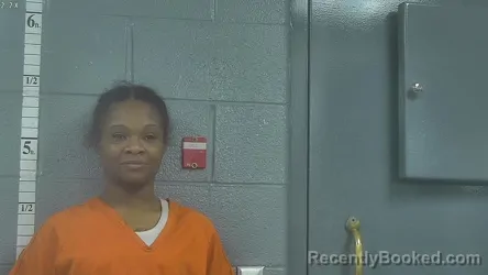 Mugshot of MERCEDEZ LYNN MOON