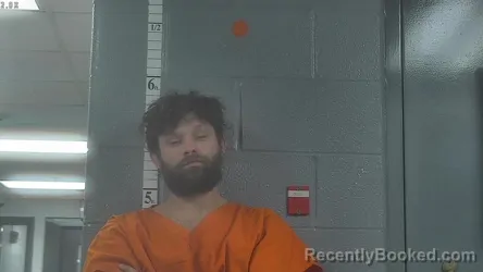 Mugshot of ZACHARY S OSBORNE