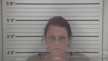 Mugshot of ALYSSA COLLETTE BIRKOFER booked in Campbell County, Kentucky on April 27, 2026