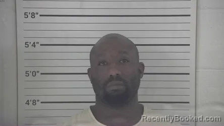 Mugshot of Derodrian Tale Bryant booked in Campbell County, Kentucky on October 2, 2026