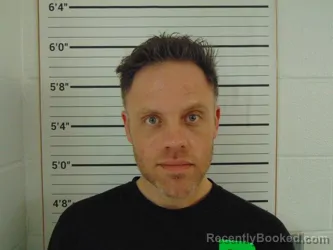Mugshot of DUSTIN KYLE FARRIS booked in Campbell County, Kentucky on June 14, 2026
