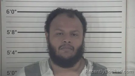 Mugshot of DEANDRE LAMAR LEE booked in Campbell County, Kentucky on June 17, 2026
