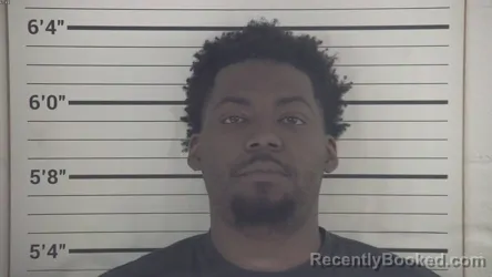 Mugshot of DINIKKO DOMINIC WALLER booked in Campbell County, Kentucky on May 11, 2026