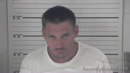 Mugshot of JOHNATHON MICHAEL CHAMBERS booked in Campbell County, Kentucky on August 4, 2026