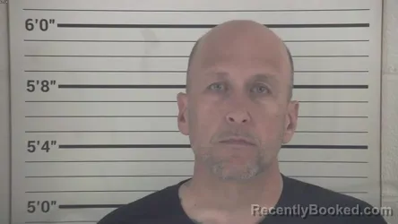 Mugshot of LLOYD ALLEN WEEKS booked in Campbell County, Kentucky on April 25, 2026