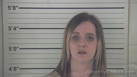 Mugshot of MARIAH LYNN HUGHES