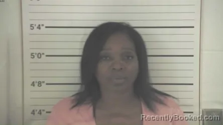 Mugshot of Sharonda Neielle Simpson booked in Campbell County, Kentucky on September 28, 2026