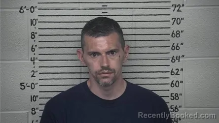 Mugshot of DERRICK NOEL booked in Carter County, Kentucky on April 17, 2026