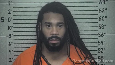 Mugshot of QUANTEL OMEK SAUNDERS booked in Carter County, Kentucky on July 8, 2026