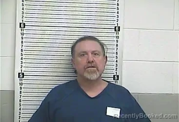 Mugshot of DANIEL KING