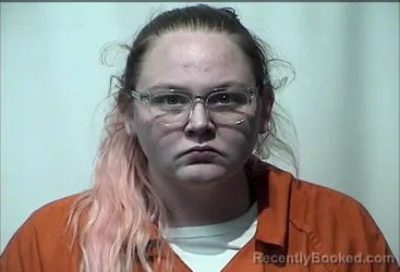 Mugshot of CHEYENNE SIMONE HONEYCUTT