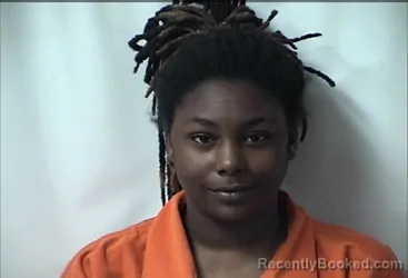 Mugshot of CYANNE SAND-LANE LOFTON