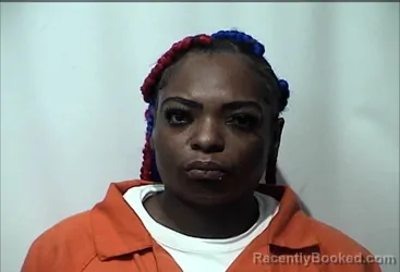 Mugshot of KIARA SHANICE CUSHENBERRY
