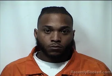 Mugshot of WAKEEM ALEXANDER MUMFORD booked in Christian County, Kentucky on May 14, 2026