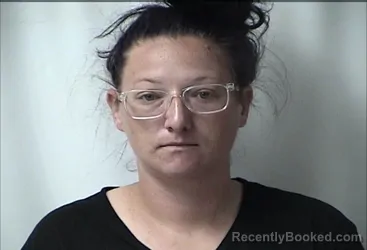 Mugshot of HANNAH ARLENE HOOPER booked in Christian County, Kentucky on July 7, 2026