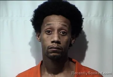 Mugshot of Darius Daquan Clark booked in Christian County, Kentucky on October 19, 2026