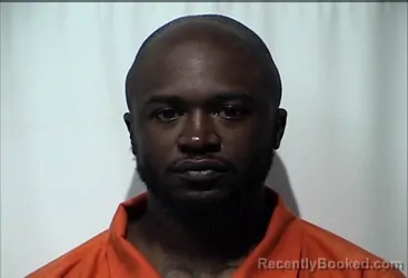Mugshot of Xzavier Devonte Mallory booked in Christian County, Kentucky on October 25, 2026