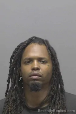 Mugshot of DELONTA QUASHAVIS LEACH booked in Lincoln County, North Carolina on April 24, 2026