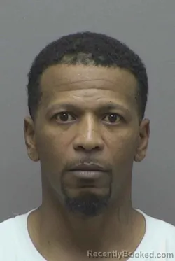 Mugshot of TIMOTHY SHONTAY BAXTER