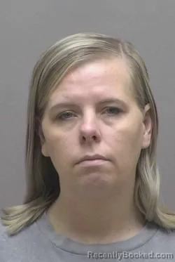 Mugshot of KIMBERLY ALISE CRUM