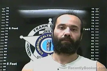 Mugshot of LEON LUVELLE DAVIS booked in Clark County, Kentucky on March 10, 2026